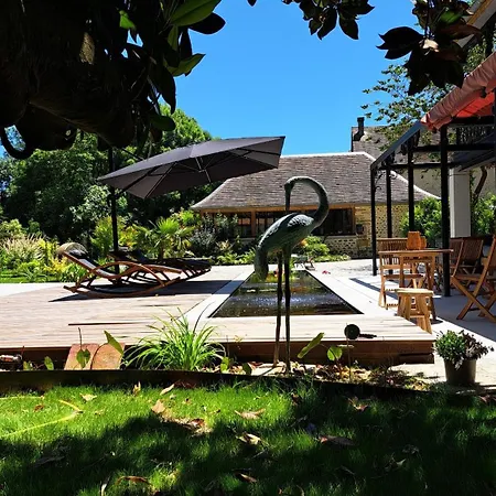Domaine De Lespoune 3*